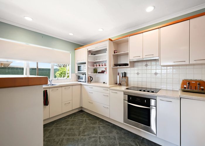  at 12 Dover Road, Saint Andrews, Hamilton, Waikato