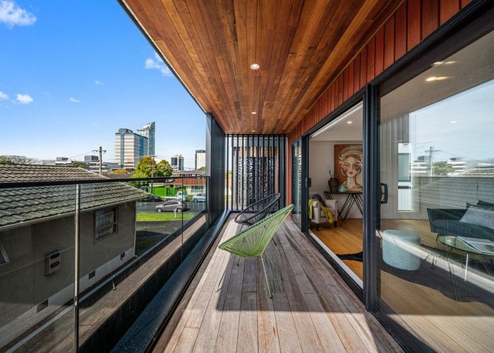  at 5B Lomond Street, Takapuna, North Shore City, Auckland