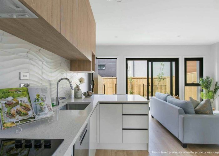  at 15 Toru Street, Te Atatu Peninsula, Waitakere City, Auckland