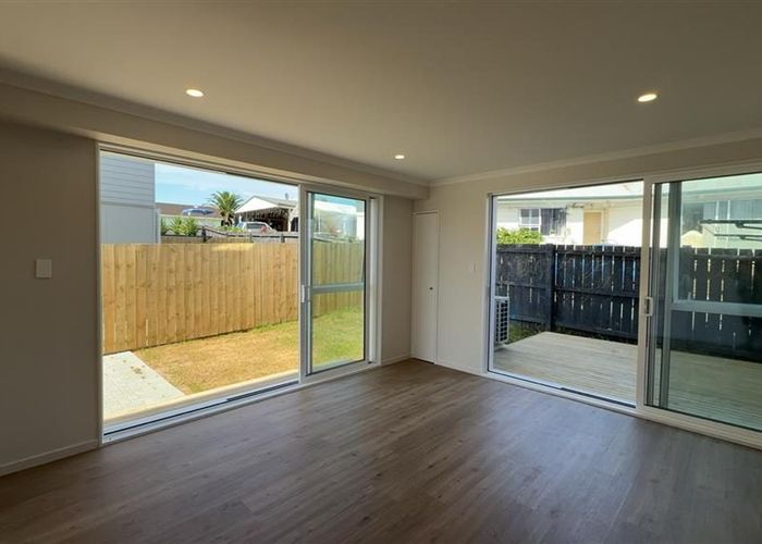  at 41 Wickman Way, Mangere East, Auckland