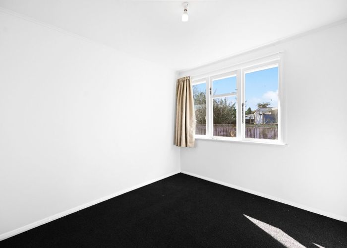  at 8 Kenney Cresent, Fairfield, Hamilton, Waikato
