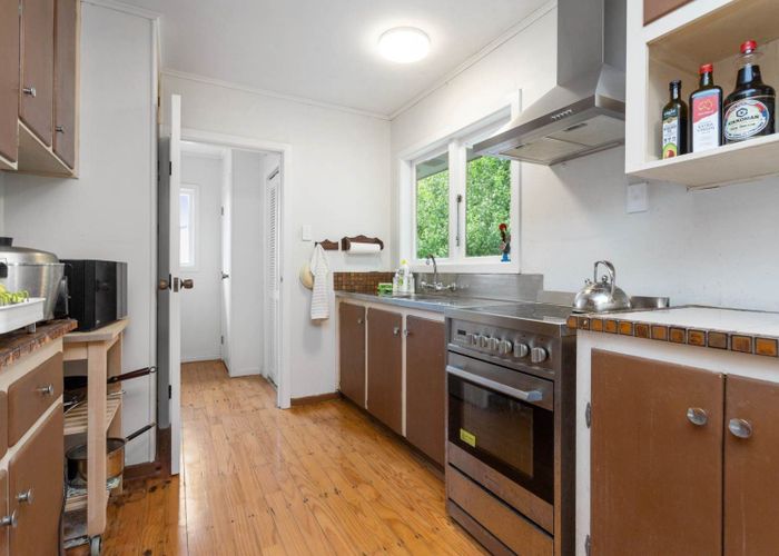  at 25 Roby Street, Te Atatu Peninsula, Waitakere City, Auckland