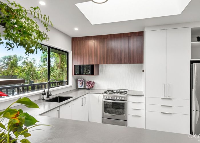  at 86 Hill Road, Belmont, Lower Hutt, Wellington