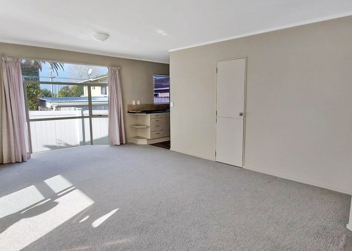  at 31 Covil Avenue, Te Atatu South, Auckland