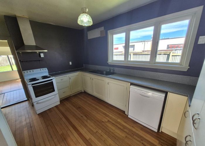  at 32 Bower Avenue, New Brighton, Christchurch City, Canterbury