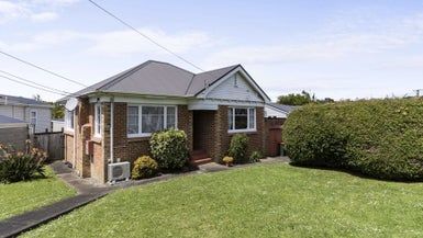  at 74 Tuarangi Road, Grey Lynn, Auckland