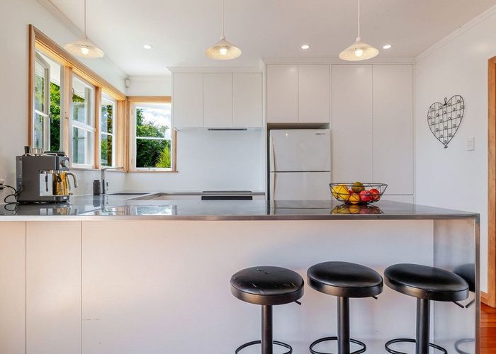  at 28 Winchester Street, Awapuni, Palmerston North, Manawatu / Whanganui