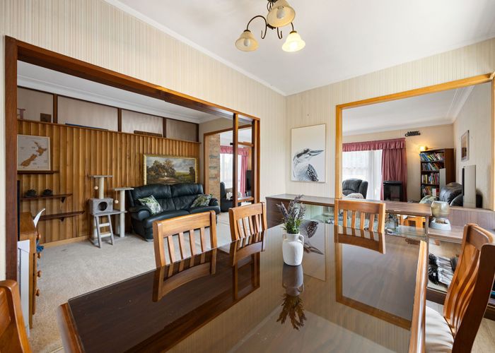  at 17 Charles Crescent, Beerescourt, Hamilton, Waikato