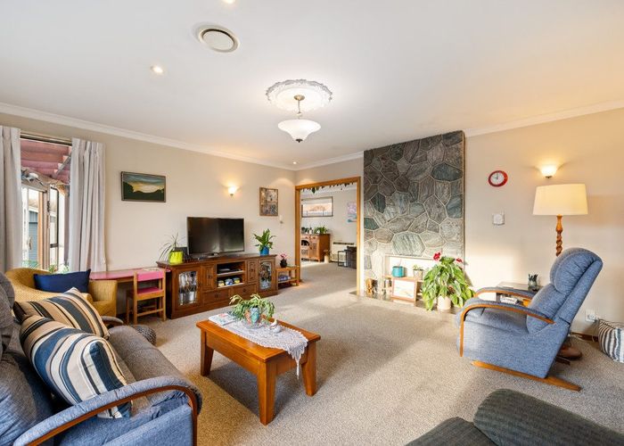  at 110 St Johns Street, Woolston, Christchurch City, Canterbury