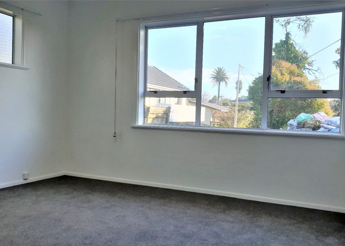  at 5A Tirimoana Road, Te Atatu South, Waitakere City, Auckland