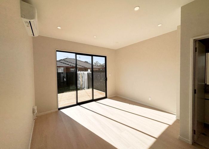  at 2/113 Moore Street, Howick, Manukau City, Auckland