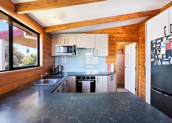  at 26 Hale Crescent, Bayview, Auckland