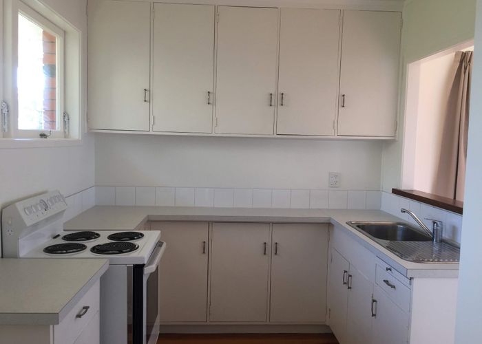  at 3/32 Thatcher Street, Mission Bay, Auckland