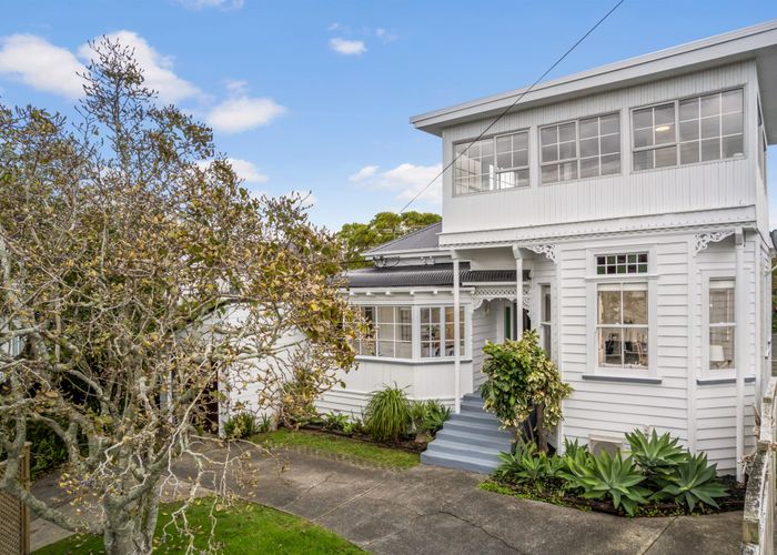  at 1/30 Princes Street, Northcote Point, North Shore City, Auckland