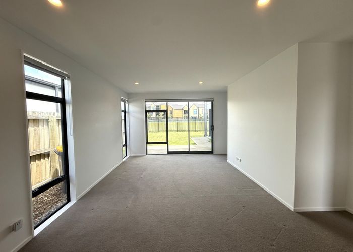  at 93 Manakura St, Russley, Christchurch City, Canterbury