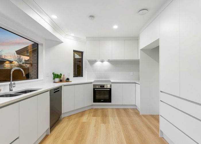  at 18A Bushlands Park Drive, Albany, North Shore City, Auckland
