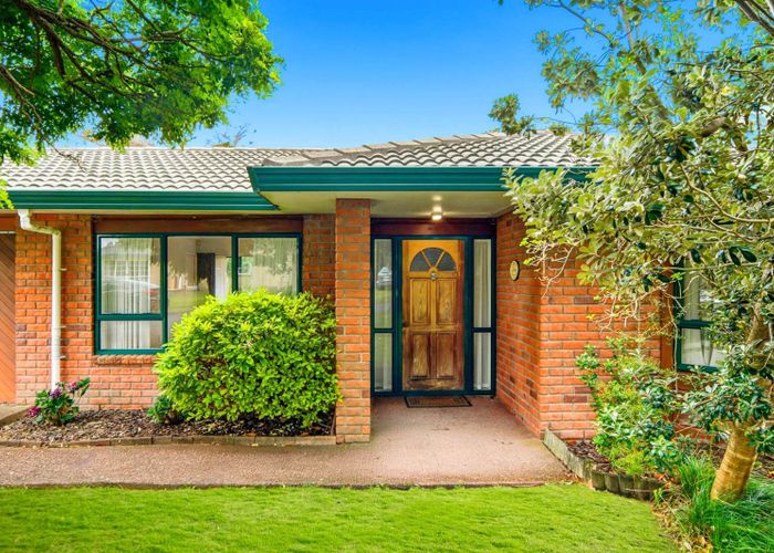  at 44 Princeton Parade, Albany, North Shore City, Auckland