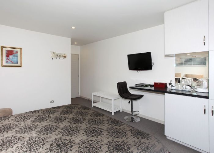  at 16 Beach Road, North New Brighton, Christchurch City, Canterbury