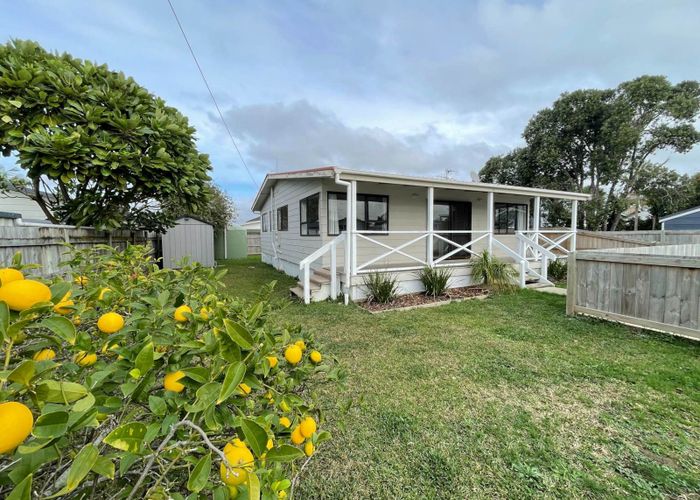  at 17 Second View Avenue, Beachlands, Manukau City, Auckland