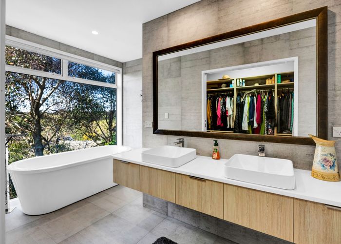  at 321b Mangorei Road, Merrilands, New Plymouth, Taranaki