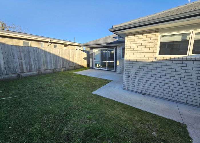  at 2/103 Bruce Avenue, Glenview, Hamilton, Waikato
