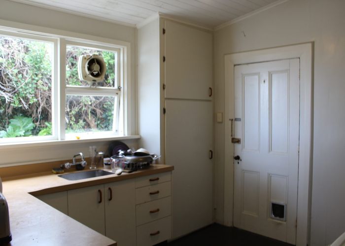 at 5 Elm Row, Dunedin Central, Dunedin
