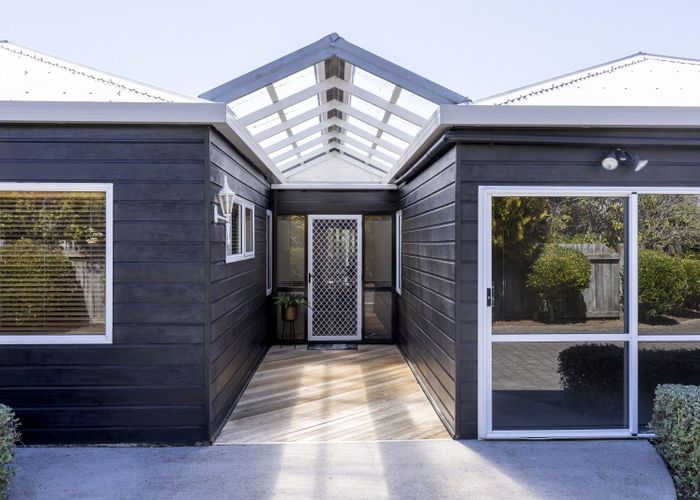  at 1 and 2/20 Stanley Street, Wharewaka, Taupo, Waikato