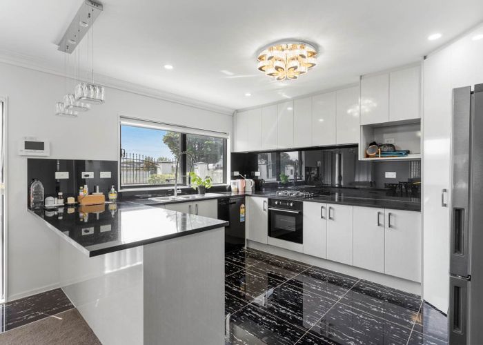  at 422 Massey Road, Mangere East, Auckland