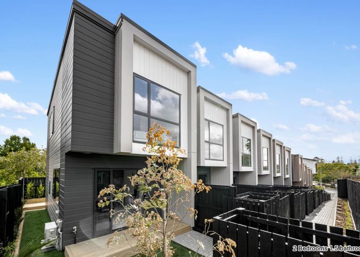  at 11/39 Brandon Road, Glen Eden, Waitakere City, Auckland