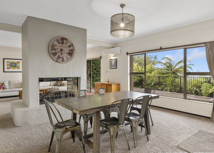  at 817 Acacia Bay Road, Acacia Bay, Taupo, Waikato