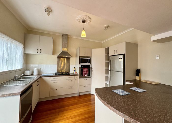  at 616 High Street, Boulcott, Lower Hutt, Wellington