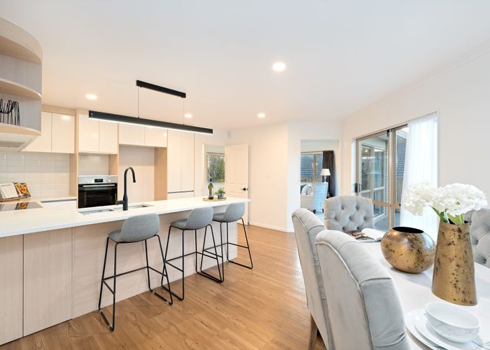  at 36 Fleetwood Drive, Henderson, Auckland