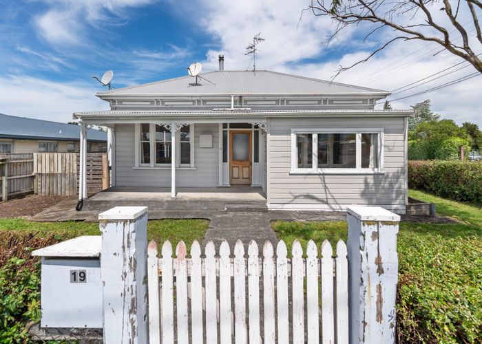  at 19 South Road, Kuripuni, Masterton