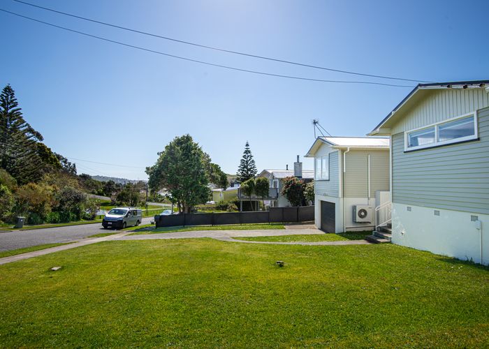  at 5 Ernest Street, Ranui, Porirua