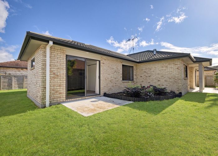  at 16/100 Millers Road, Brookfield, Tauranga, Bay Of Plenty