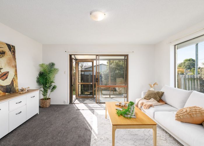  at 1/60 Inwoods Road, Parklands, Christchurch City, Canterbury
