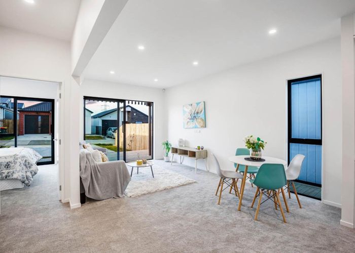  at 12 Taiororua Avenue, Massey, Waitakere City, Auckland