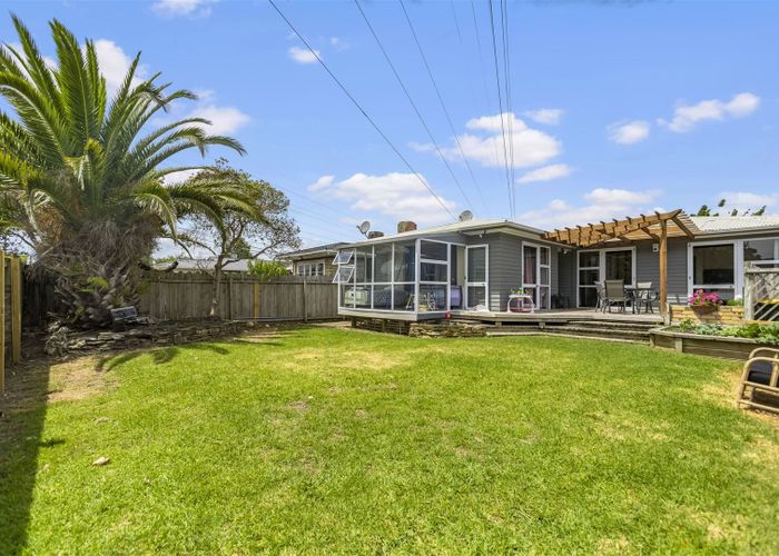  at 42 Tiraumea Drive, Pakuranga, Manukau City, Auckland