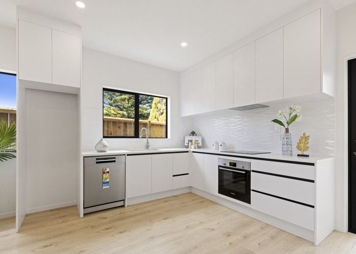  at 5-6/396 Panama Road, Mount Wellington, Auckland City, Auckland