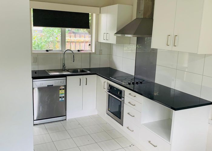 at 2/4 Stanhope Road, Mount Wellington, Auckland City, Auckland