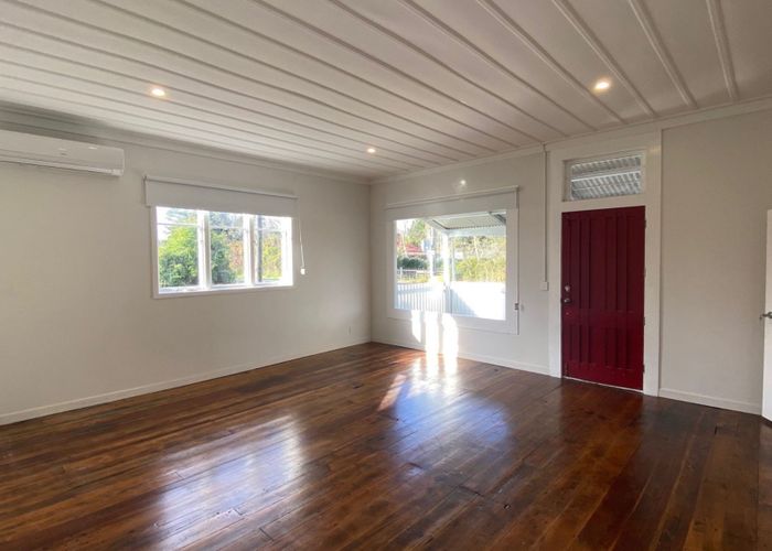  at 32 Taupaki Road, Henderson