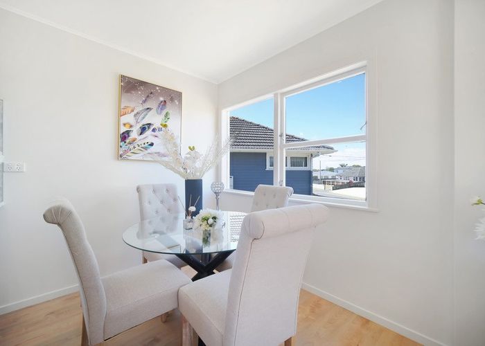  at 24 Halswell Street, Mangere East, Auckland