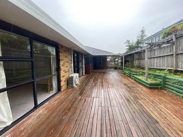  at 40 Pigeon Mountain Road, Half Moon Bay, Auckland
