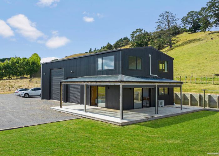  at 704 Paparimu Road, Papakura