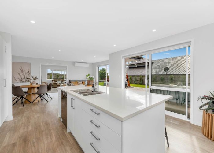  at 29 George Town Drive, Beachlands, Manukau City, Auckland