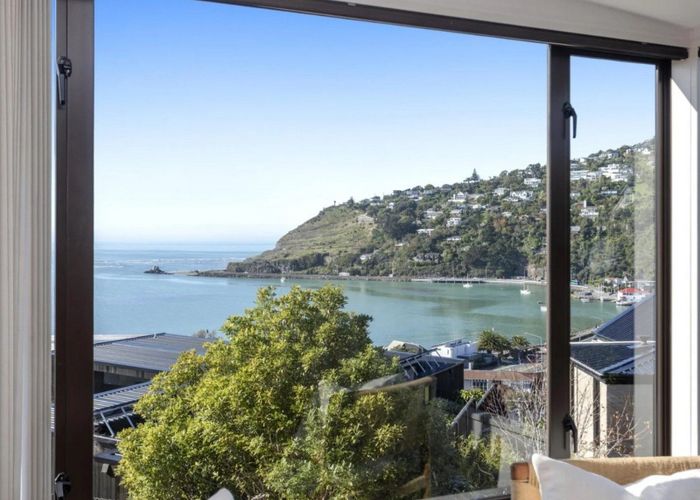  at 17 Moncks Spur Road, Redcliffs, Christchurch City, Canterbury