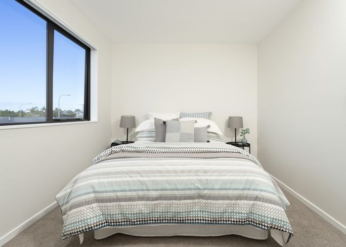  at 32 Tukari Lane, Mangere East, Manukau City, Auckland