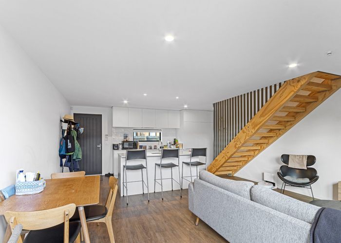  at 2/45 Division Street, Riccarton, Christchurch City, Canterbury