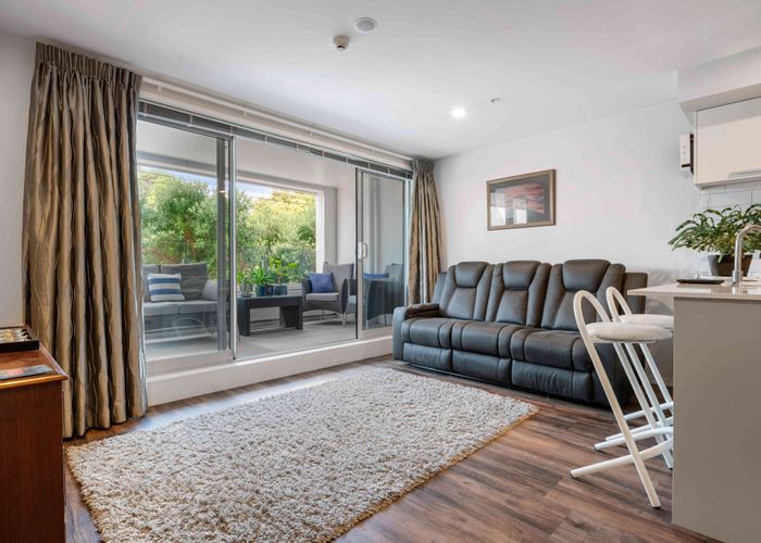  at 104/25 Bute Road, Browns Bay, North Shore City, Auckland