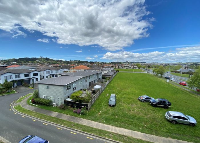  at 17/63 Kestev Drive, Flat Bush, Auckland